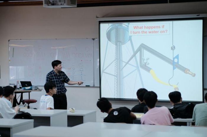 助力新生適應雙語教學模式 中山大學推大一全英銜接課程