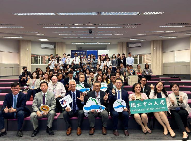 NSYSU and AIT Co-Sponsor 2023 FutureTalk Challenge to Nurturing Taiwan's Youth Leaders